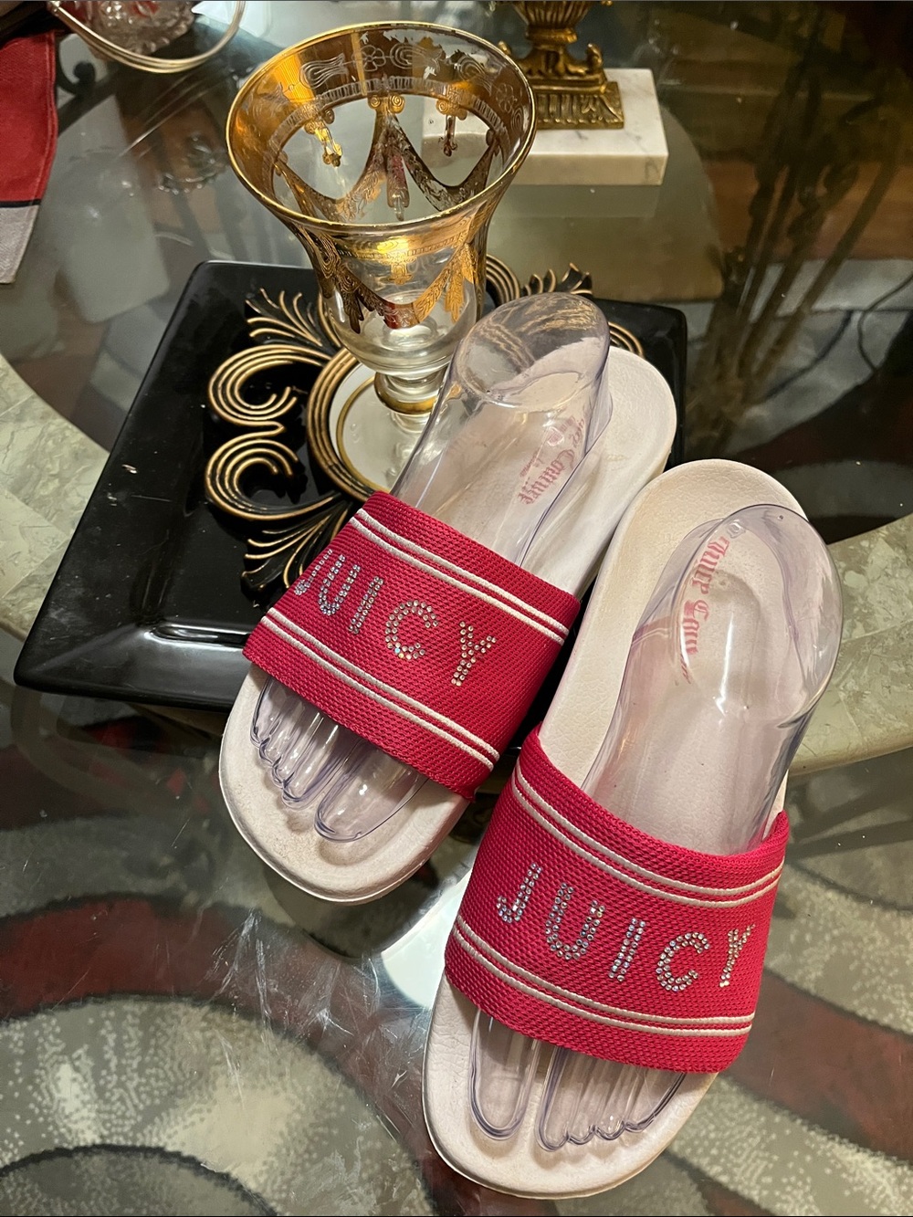 🔥Juicy Couture Hot Pink with rhinestones Logo Slides.